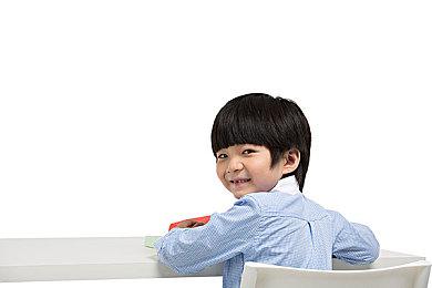 《战神4》《地平线：零之曙光》已为Steam Deck完整优化